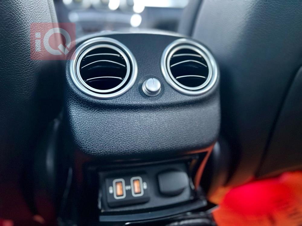 مرسيدس بنز C-Class